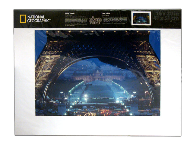 Carton of 8 National Geographic Eiffel Tower Night